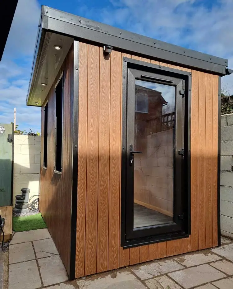 Garden Room Office in Mancot NorthWales.jpg